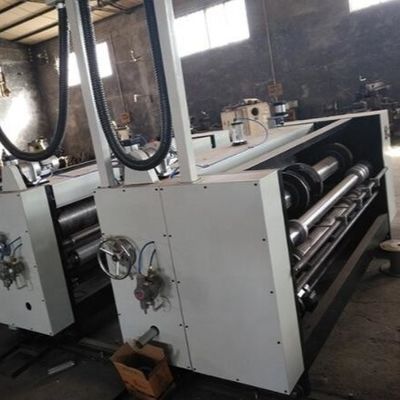 फ्लेक्सो प्रिंटिंग रोटरी स्लॉटिंग मशीन 450 * 750 मैनुअल फीडिंग